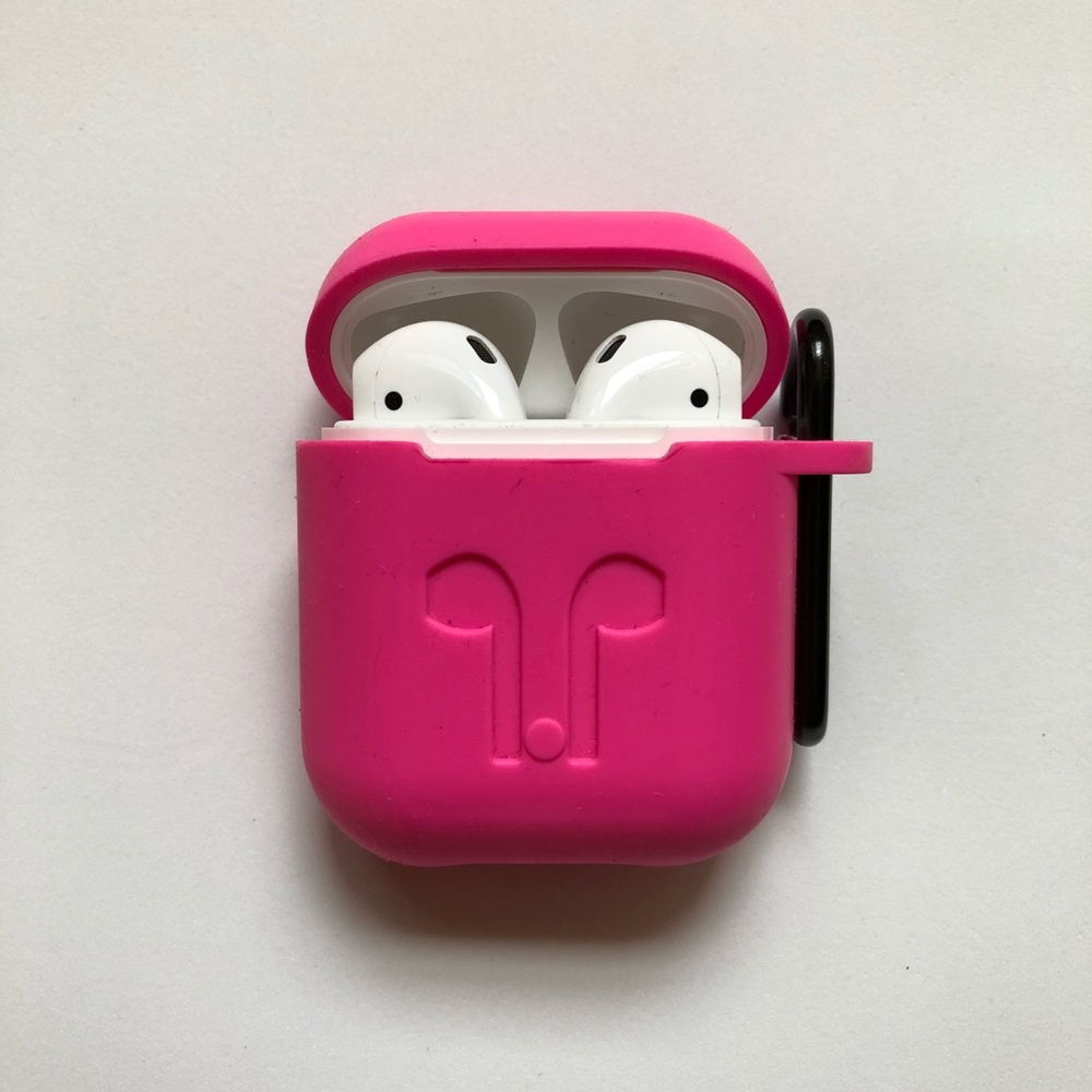 Apple AirPod Case Cover - Pink- NEW. Free earslips